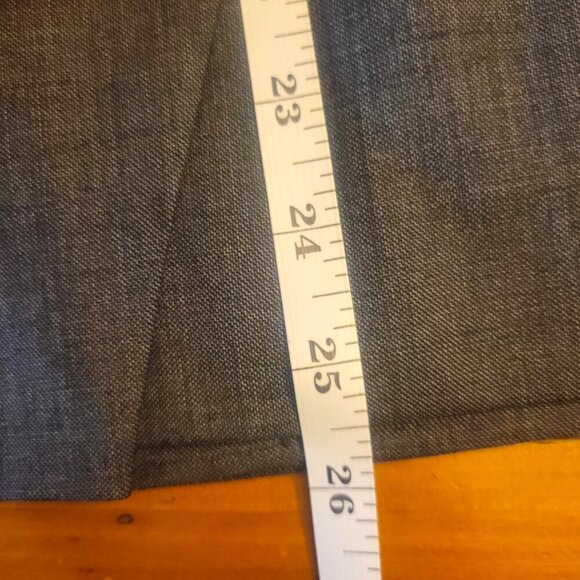 NWT! Classiques Entier Wool Gray Pencil Skirt Front Diagonal Slit - Size 2 - Picture 10 of 10